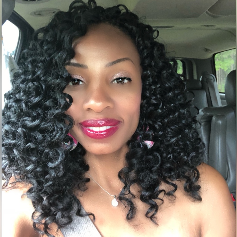 Meet your Posher, Yalonda